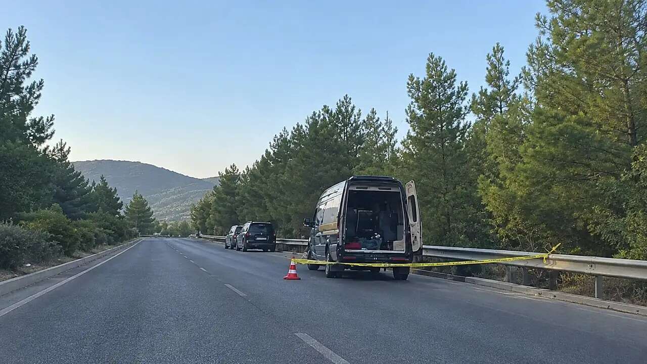 Muğla'da Minibüsün Çarptığı 24 yaşındaki Genç 3 Günlük Yaşam Mücadelesini Kaybetti 1